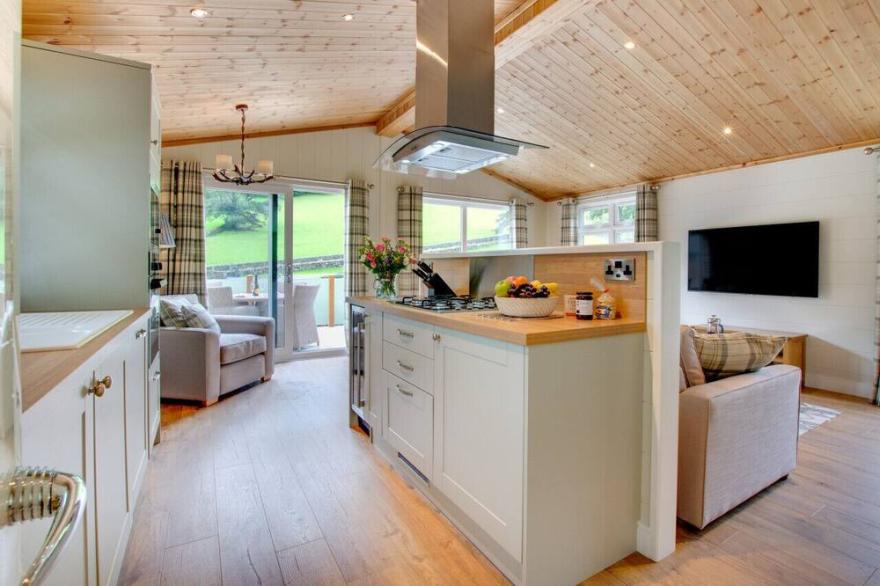Llyn Brenig Lodge - Two Bedroom House, Sleeps 4
