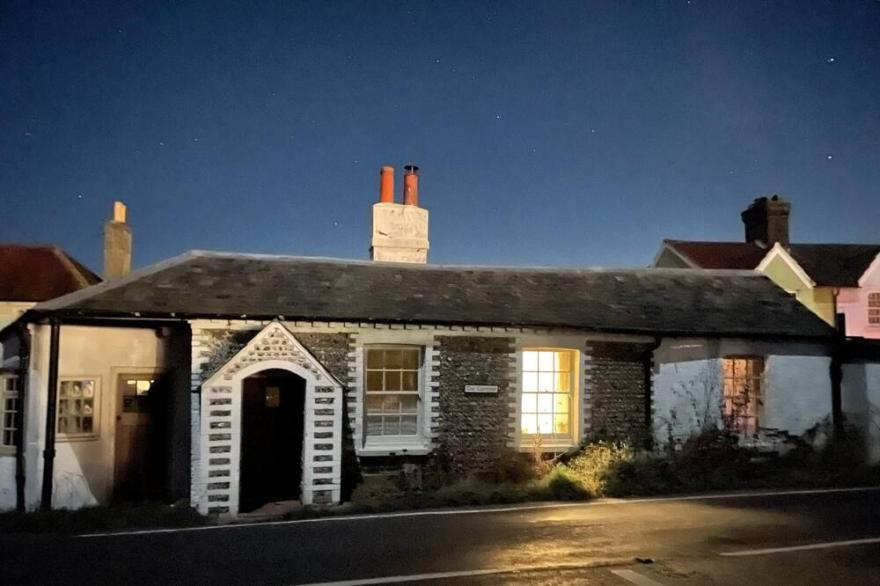 Wonderfully Quirky 3BD Home Amberley West Sussex