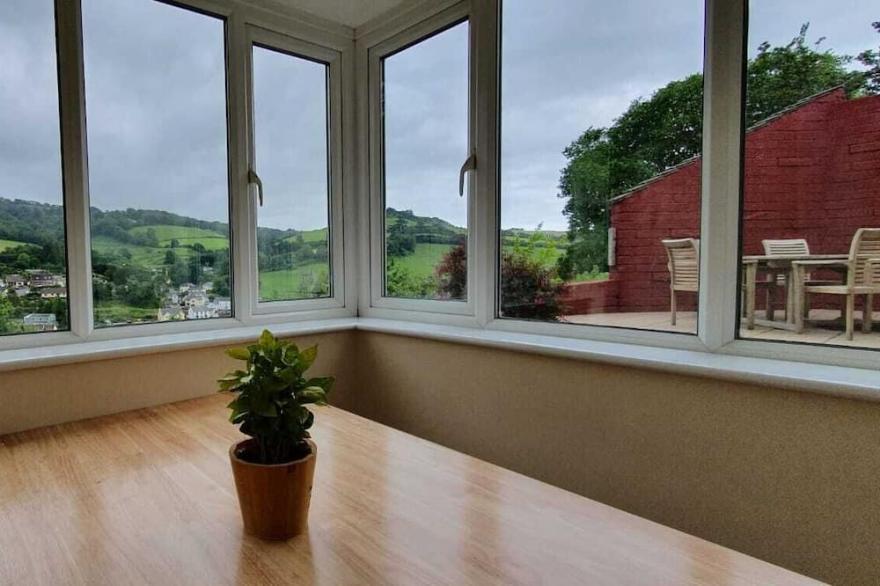 Stunning Devon views from this ground floor cottage