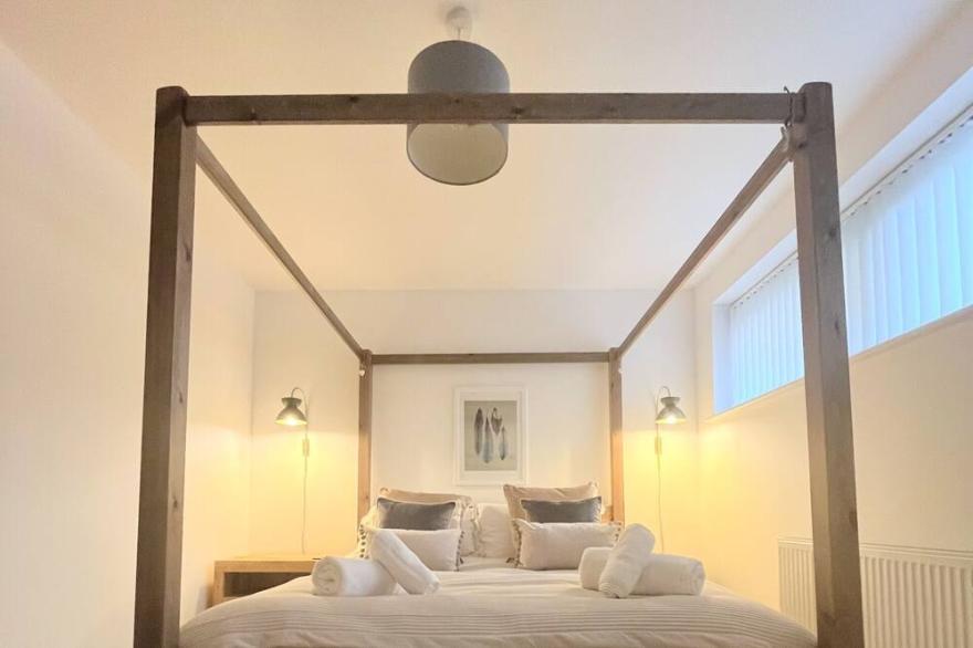 Stunning Apt>parking>four Poster>close to Beach>