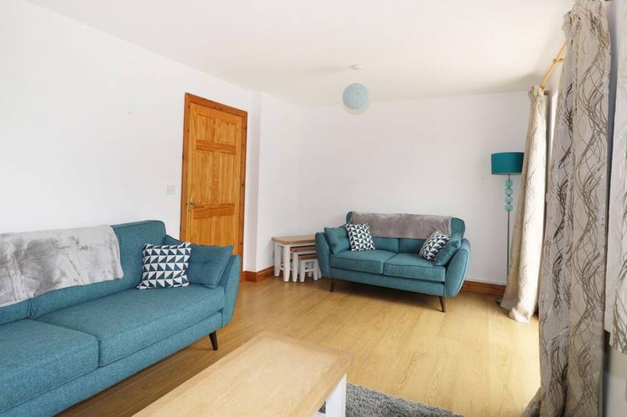 JACKS MEWS, pet friendly, country holiday cottage in Tintagel