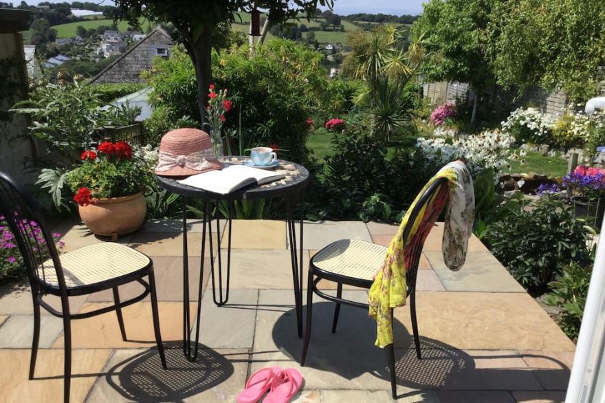 Blue Pebble -  Chic and comfortable retreat, near coastal path and local beaches