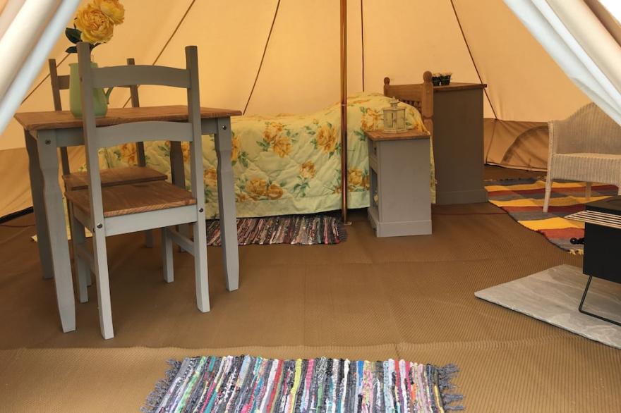 Glamping at The Homestead - Ensuite bell tent