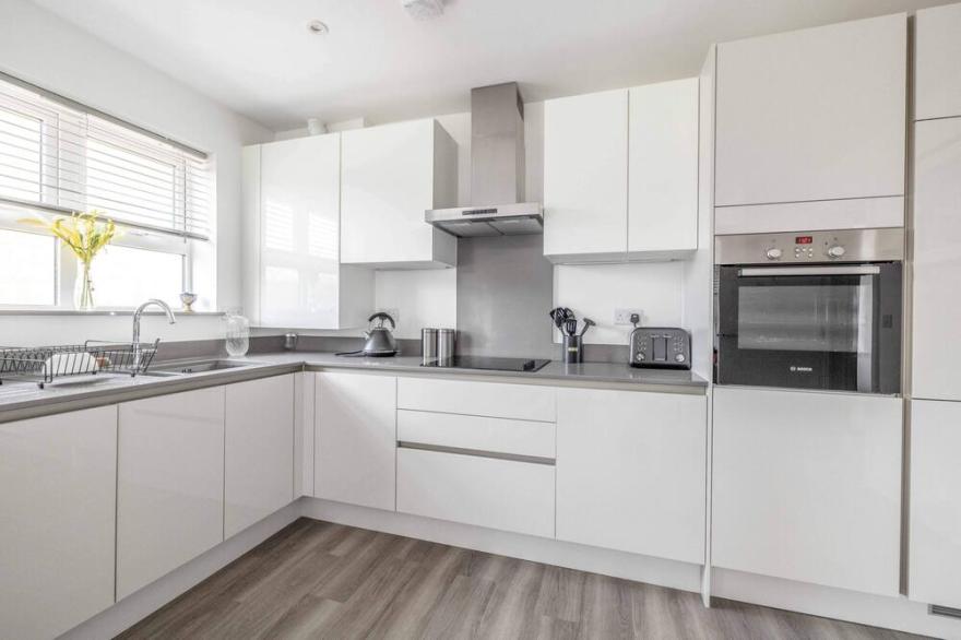 SAVILL GARDEN ❤ VIRGINIA WATER LAKE & FREE PARKING