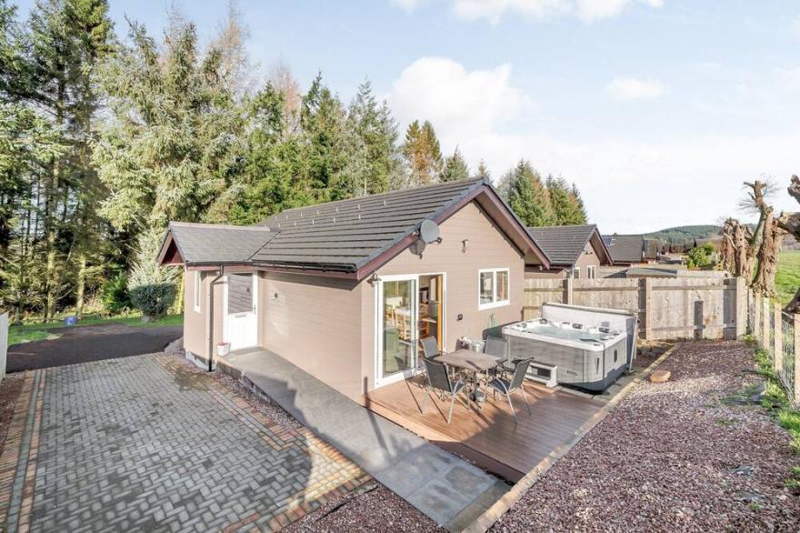 2 bedroom accommodation in Lochanhead, Beeswing