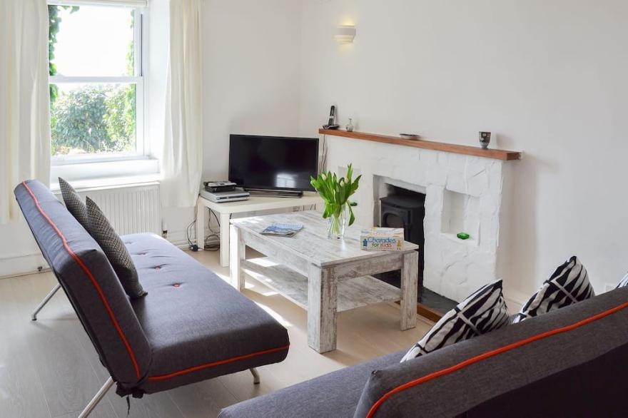 3 bedroom accommodation in St. Just