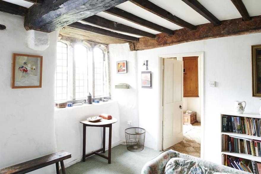 C16th House With A Rambling Garden In A Hamlet In The Dartmoor National Park