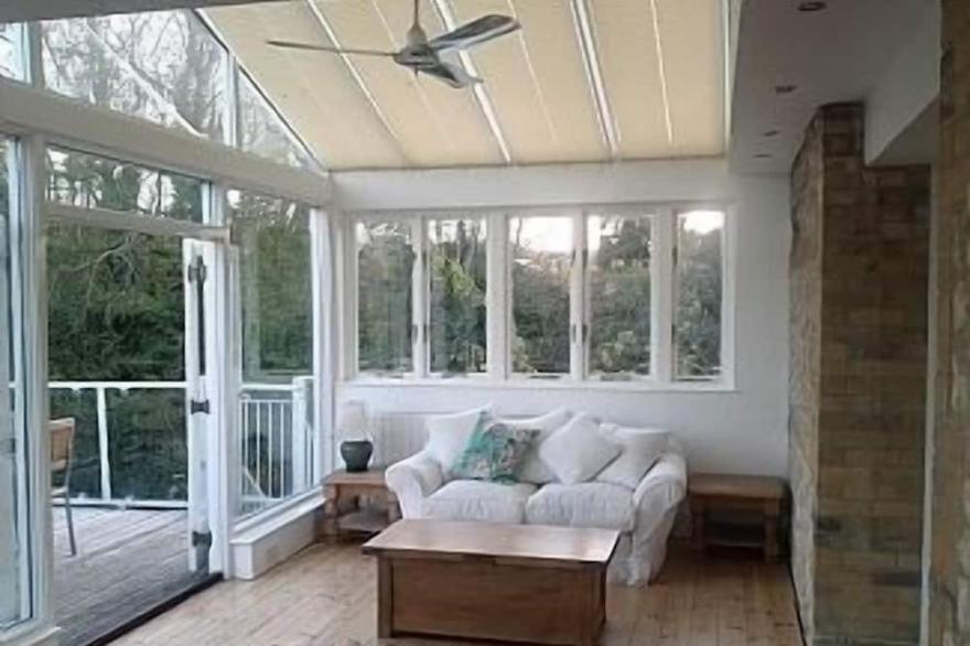 Charming Holiday Home In Totland Bay, Isle of Wight