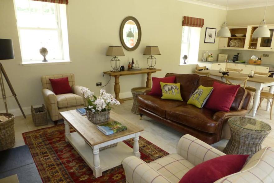 Award Winning Ideal Rural Escape in Earn Valley 5 min from Perth
