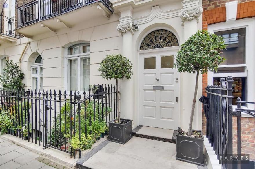 lovely 2 bedroom flat in hyde park