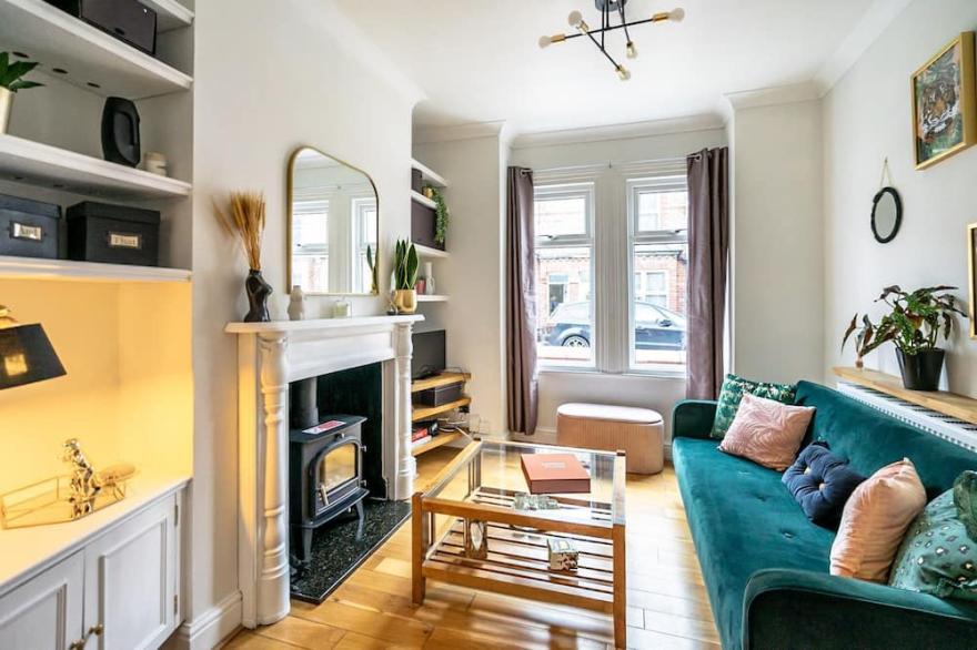 41 Ratcliffe Street -  a family break that sleeps 4 guests  in 2 bedrooms