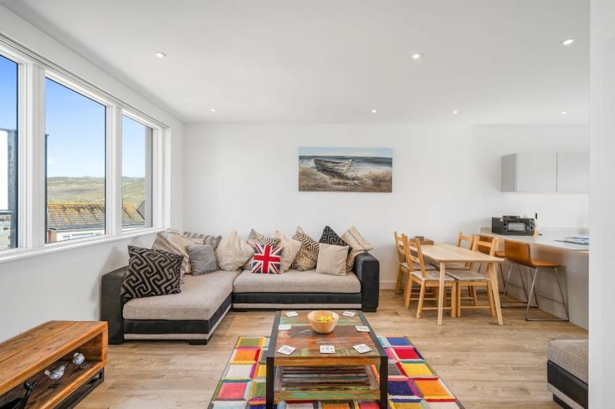 5 The Dunes -  a house that sleeps 4 guests  in 2 bedrooms