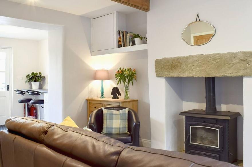 3 bedroom accommodation in Eldwick, near Bingley