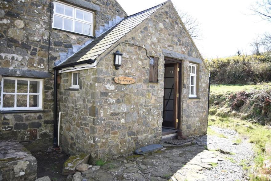 Ty-Gwyn Cottage - Retreat Group