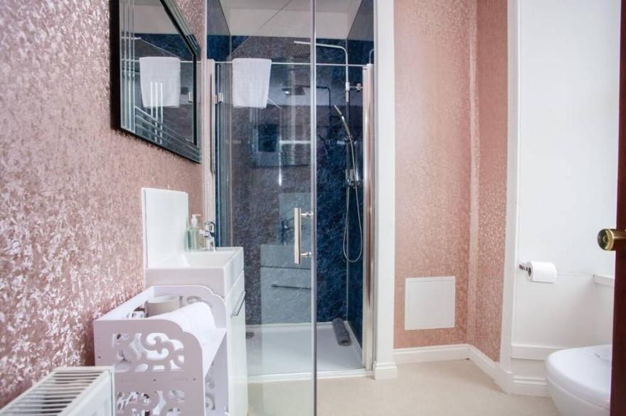 Unique Private Room in Perfect Central Location