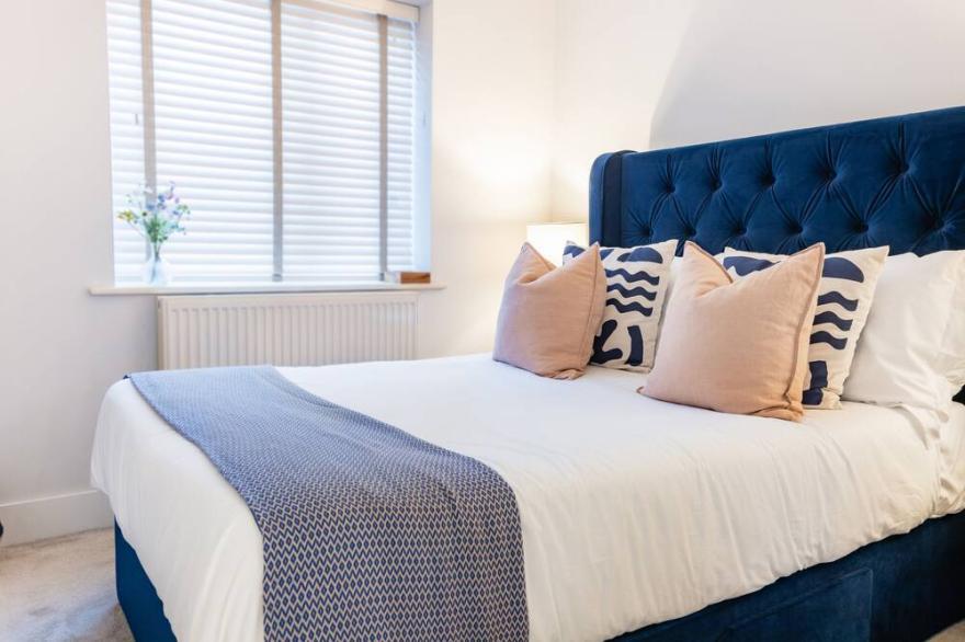 DRIFTWOOD, pet friendly, character holiday cottage in Crantock