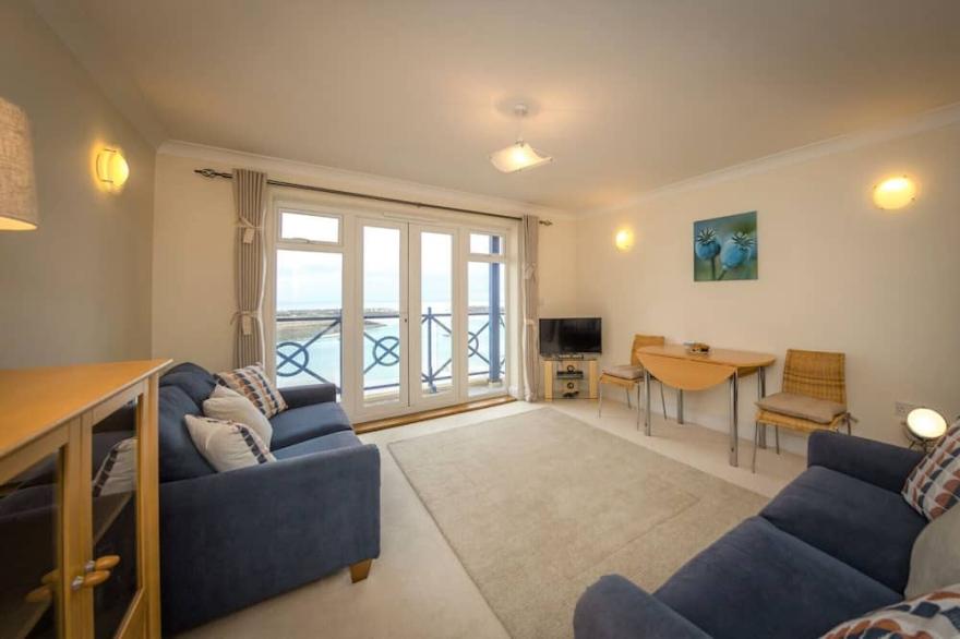 Seaviews Sovereign Harbour - adults-only apartment with stunning water views