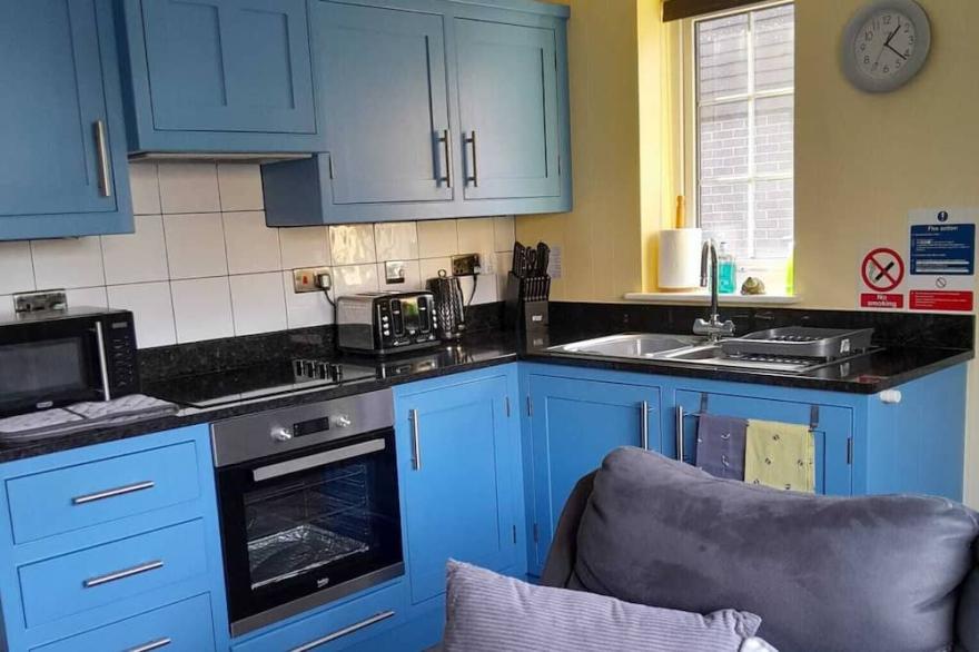 'Moles Chamber' nr. Looe & Polperro. Quiet Site. Communal Heated Pool.Free WiFi