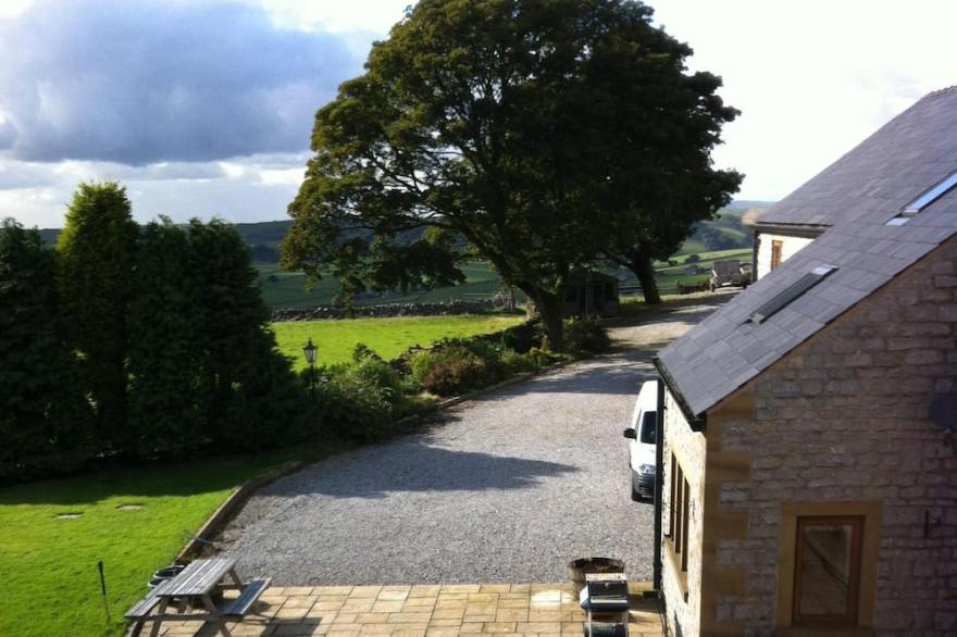 Boutique Detached Farm House With Hot Tub 14 guests
