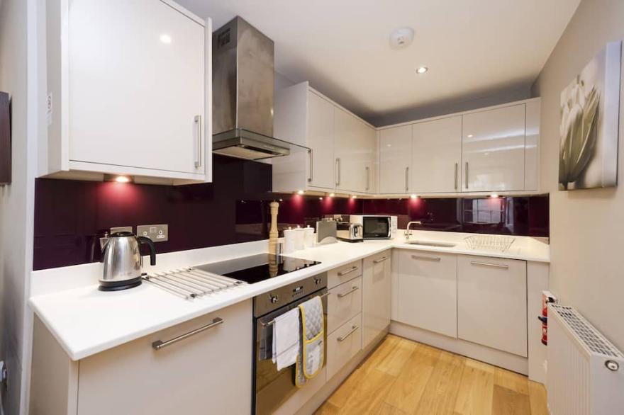 Super central Luxury Edinburgh Apartment