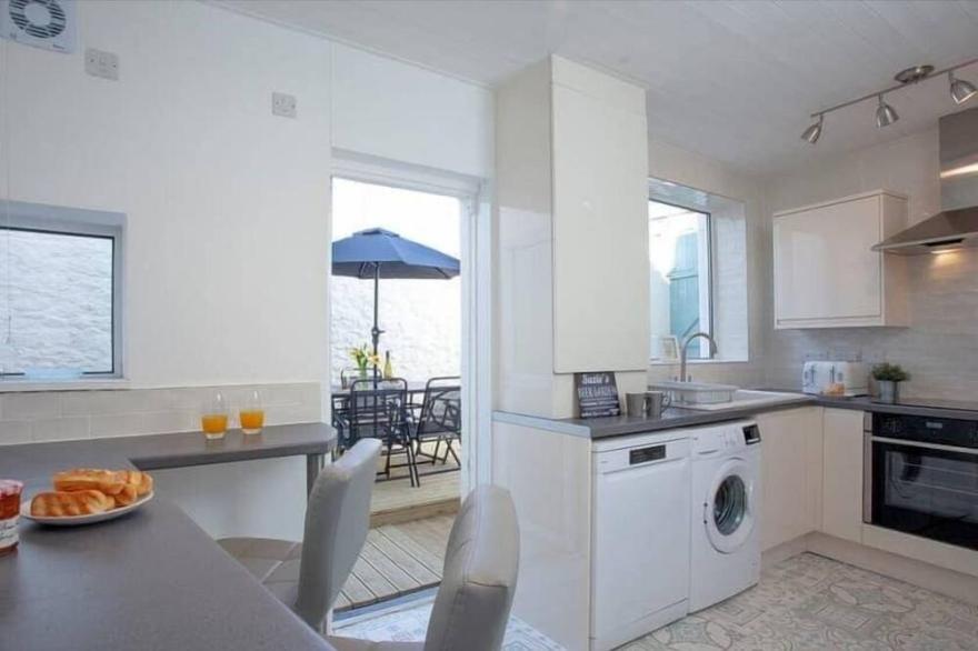 Suzie's Pad Torquay Devon