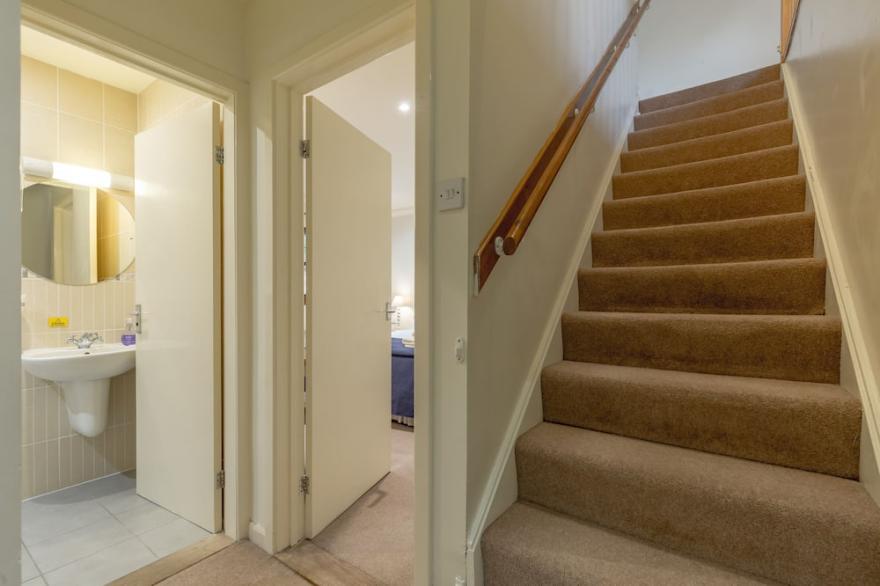 Walled Garden Mews 9 -  a mews cottage that sleeps 6 guests  in 2 bedrooms