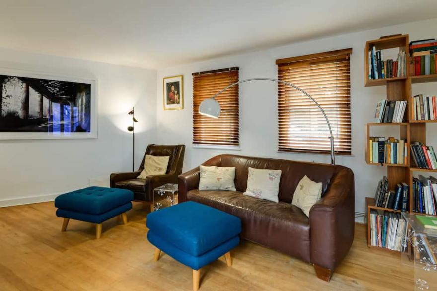 Townhouse in Battersea, InnercLondon, close to River Thames