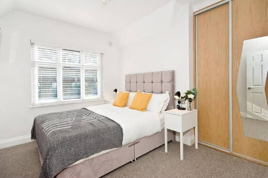 F6G Soho 1 Bed with Sofa bed and Wifi