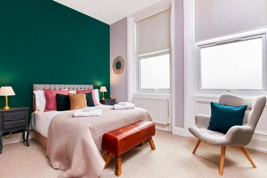 Emerald Paradise in Newcastle