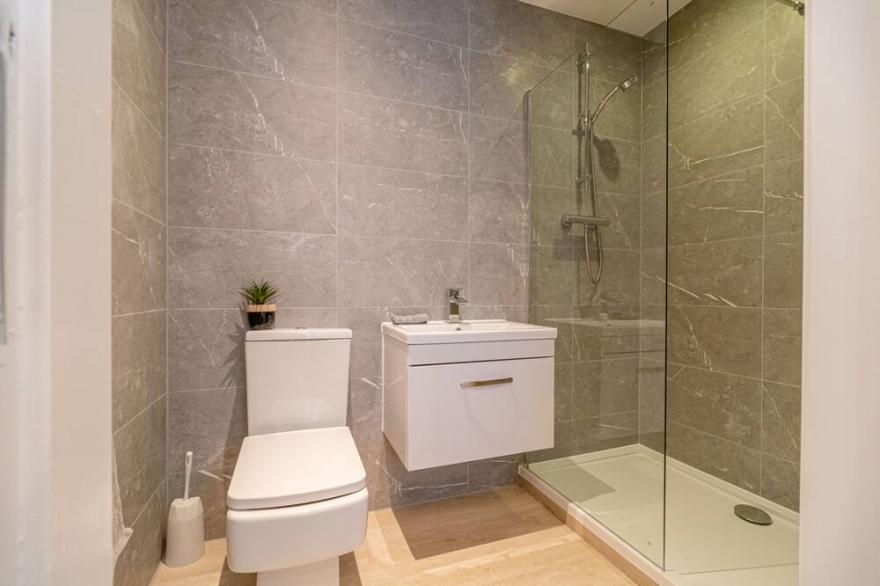 Blythswood Apartment 1