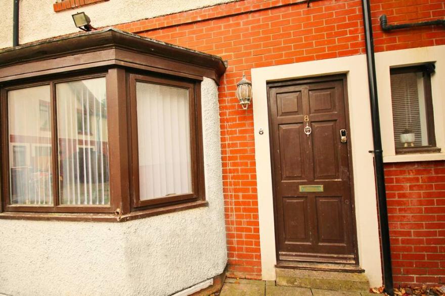 Lakewest · Luxury 3 Bed Hse Close to Beach Free WiFi Netflix