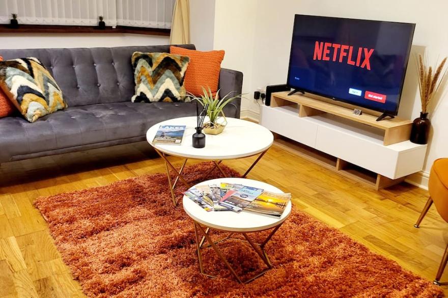 Lakewest · Luxury 3 Bed Hse Close to Beach Free WiFi Netflix