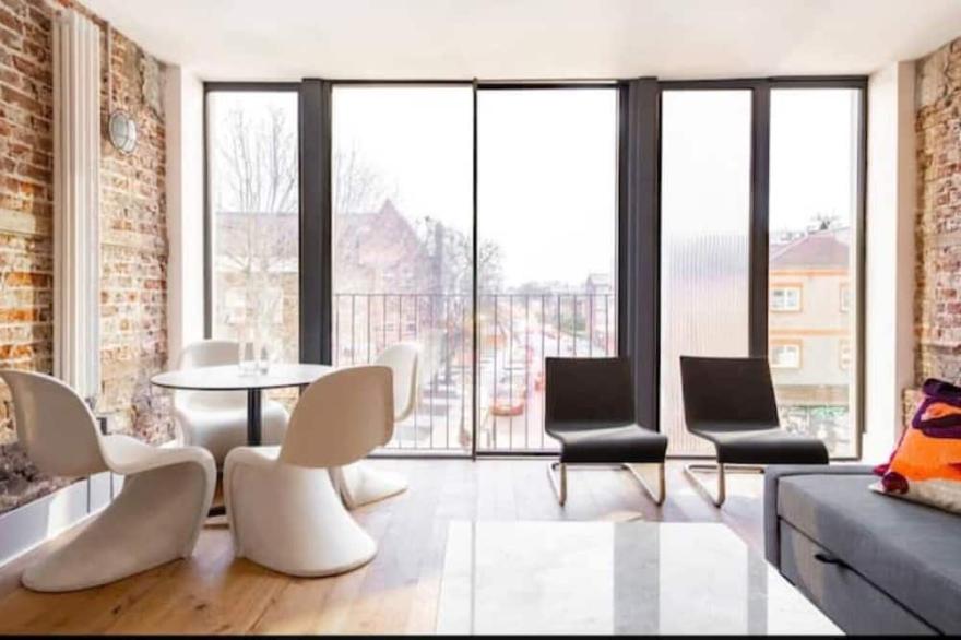 Cool Bethnal Green Loft