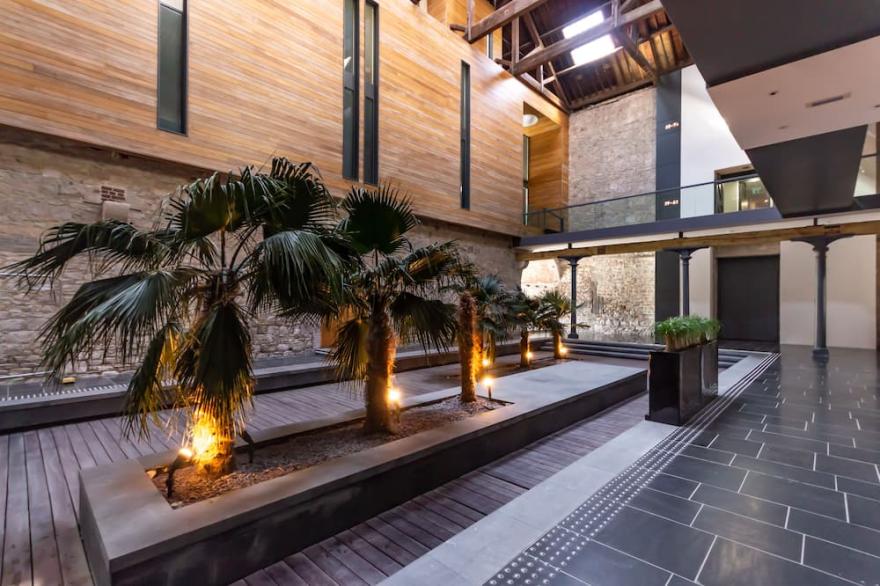 Spacious Modern Apartment 42 Brewhouse