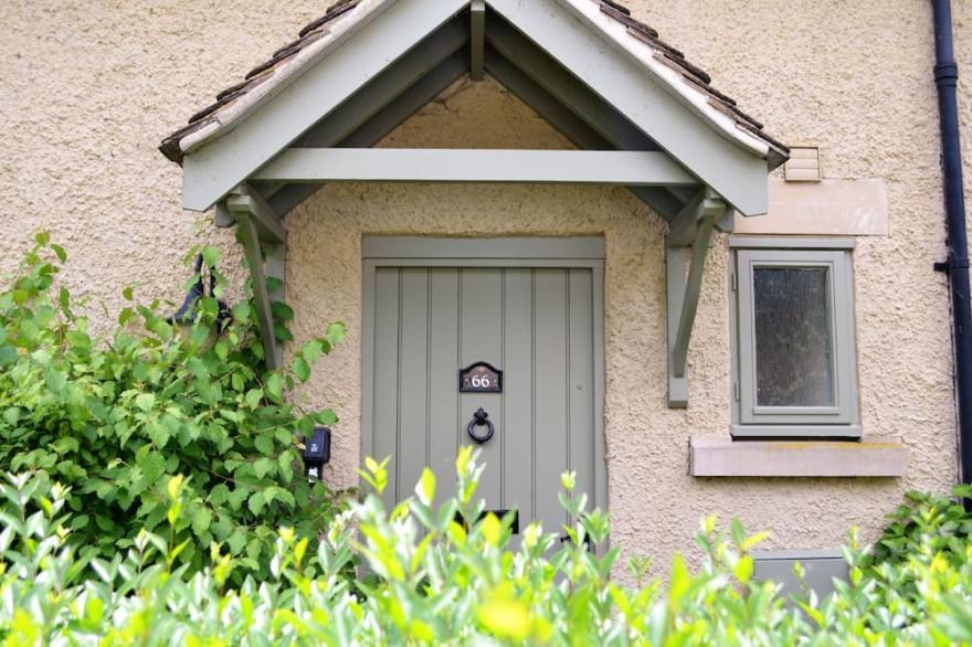 Mill Village 66, Damsel Cottage (P)
