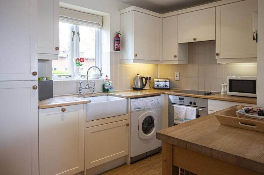 Mill Village 66, Damsel Cottage (P)