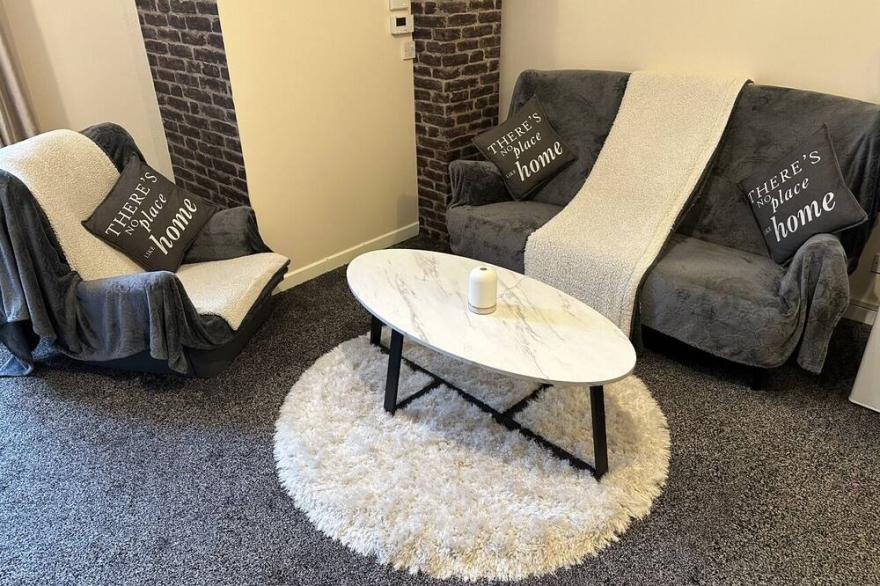 2023 uci cycling world champion citycentre flat