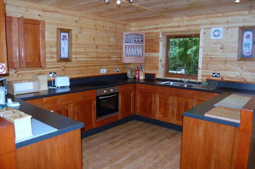 Fir Tree Lodge -  Pondfauld Holidays