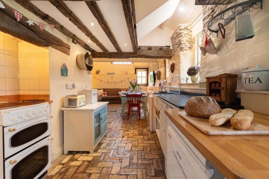 Gorgeous 3-bedroom family friendly cottage close to North Devon beaches