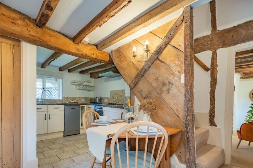 2 bedroom accommodation in Berrick Salome, near Wallingford