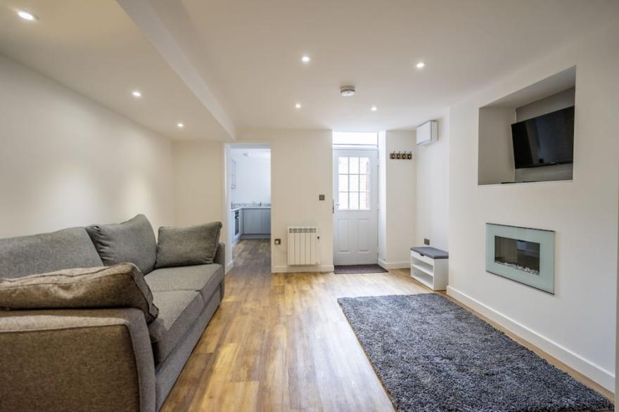 Knavesmire Studio - sleeps 2 guests  in studio