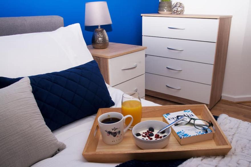 Lovely Central 2 Bed 2 Bath Northern Quarter Apt.