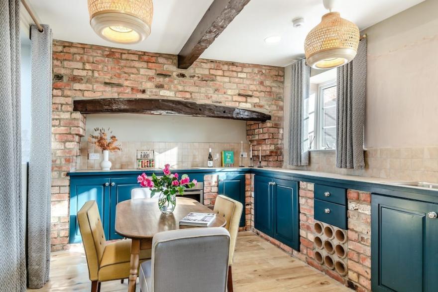3 bedroom accommodation in Benington