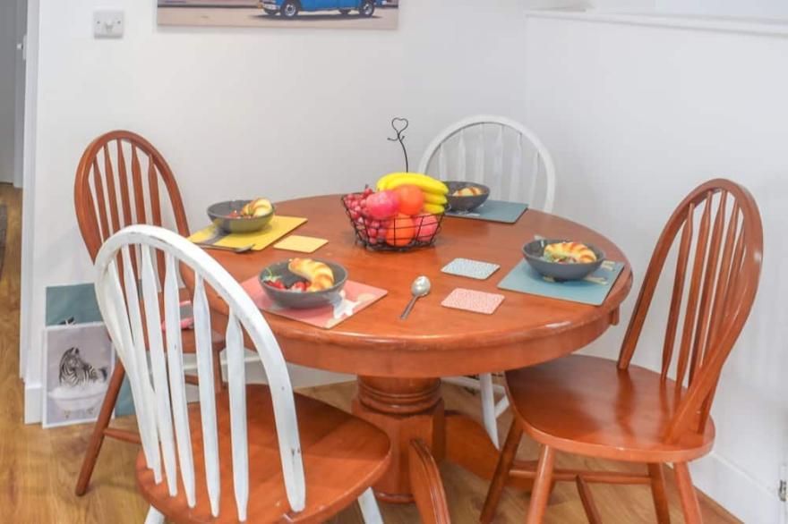 2 bedroom accommodation in Porthcurno