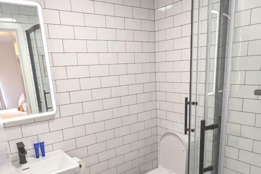 Best Location in Belfast! Free Parking-Luxury Accommodation