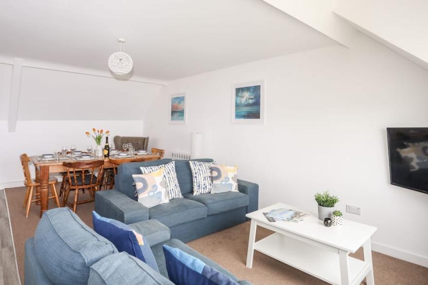 TOWYN - 7 TY'N DON, family friendly, with a garden in Abersoch
