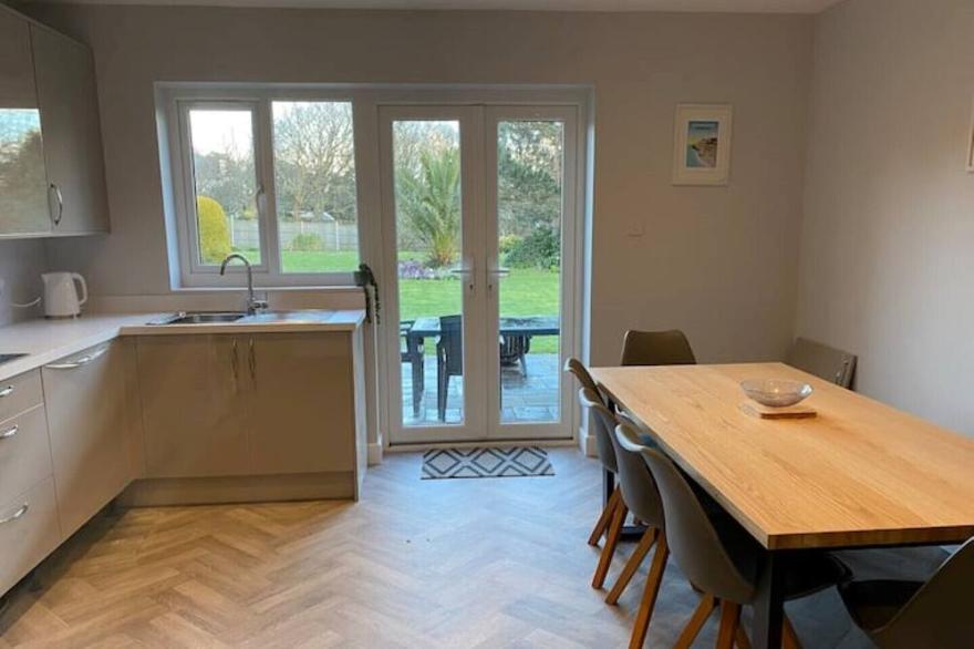 High Branch, Sheringham, 4 bedroom, large garden