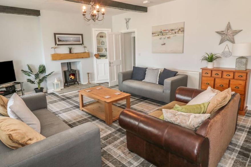 SOLWAY COTTAGE, pet friendly, country holiday cottage in Southerness