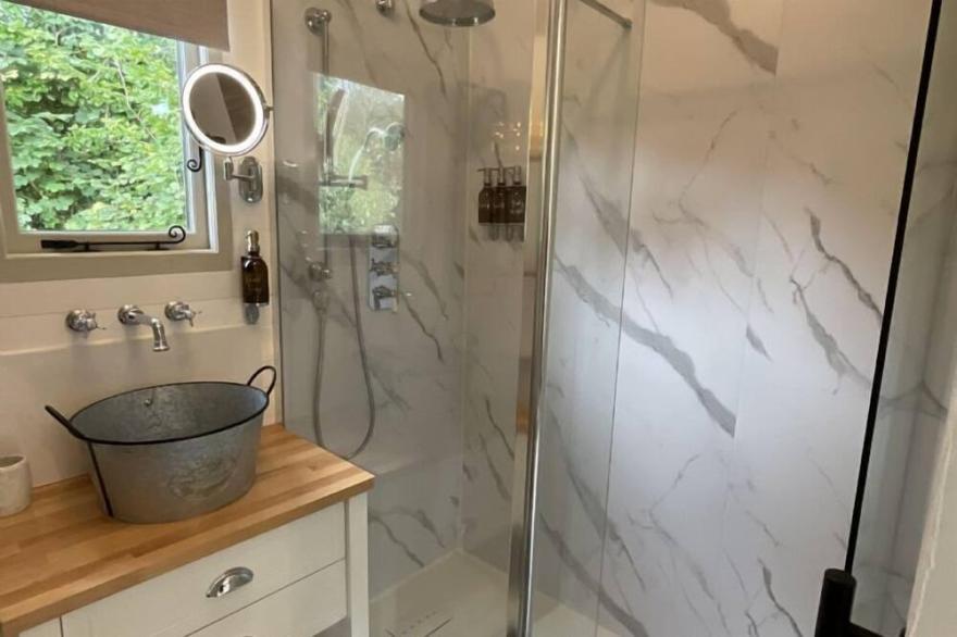 Gillan Creek Retreat is set in a private meadow on the Lizard Peninsula