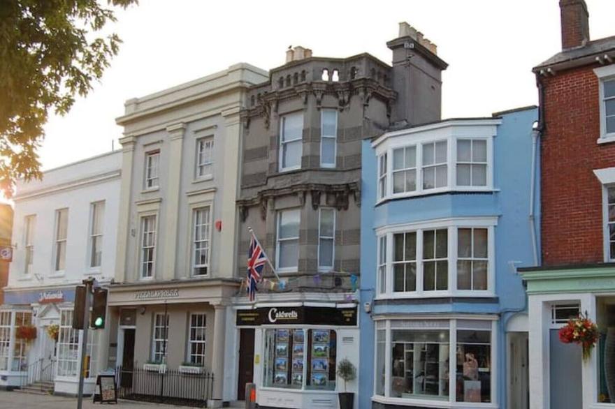 Beaufort House, Lymington Town Centre